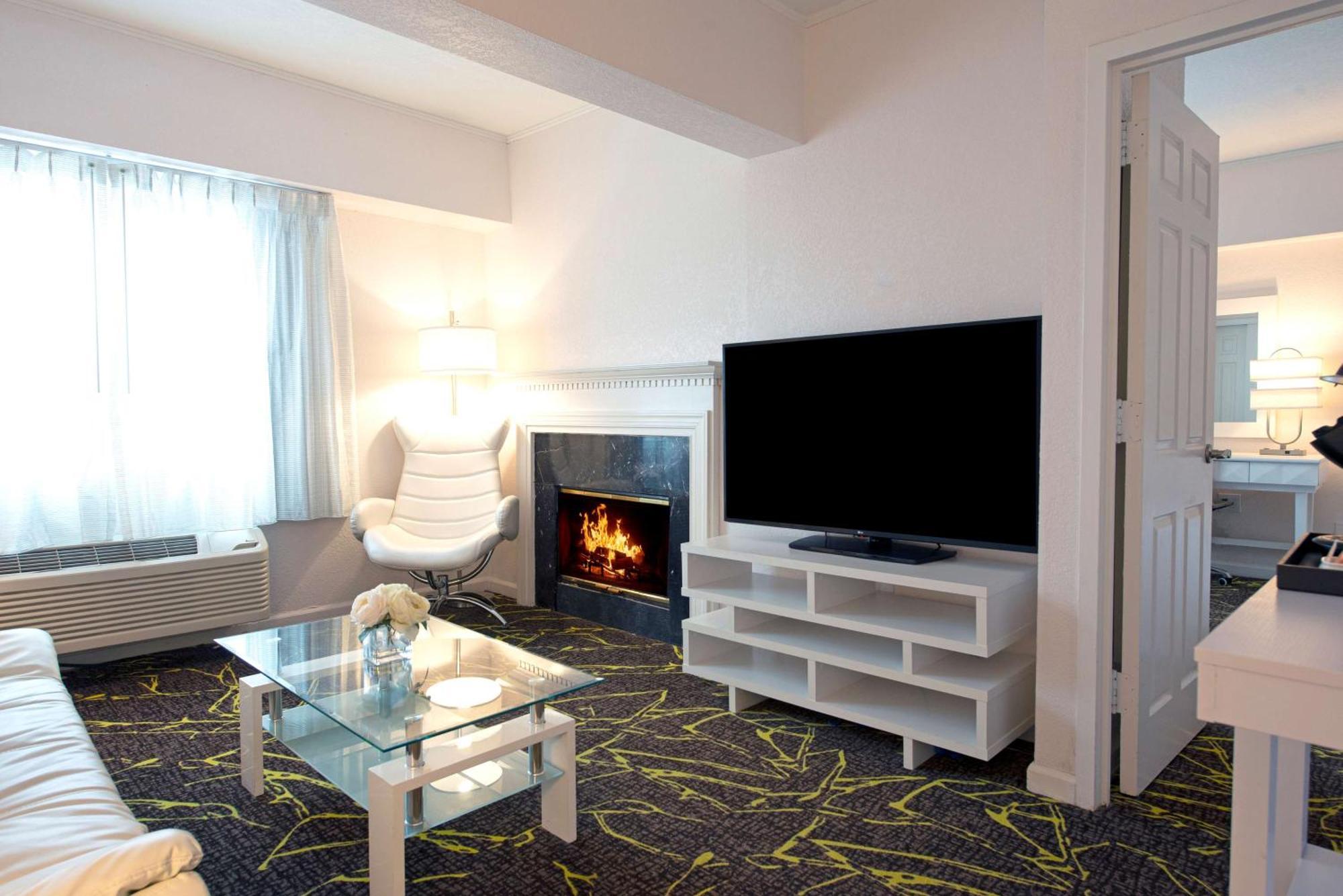 The Roslyn, Tapestry Collection By Hilton 4*