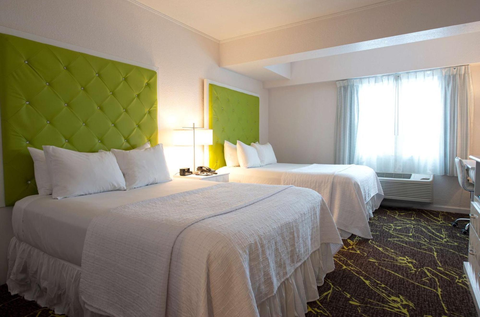The Roslyn, Tapestry Collection By Hilton 4* Roslyn